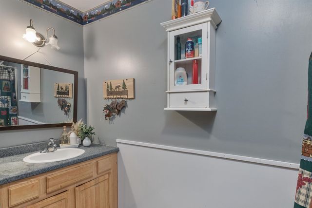 10 Ash Lane, Eden, VT 05652