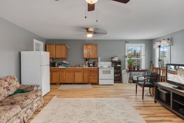 10 Ash Lane, Eden, VT 05652