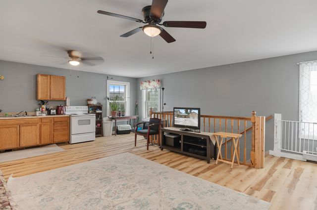 10 Ash Lane, Eden, VT 05652