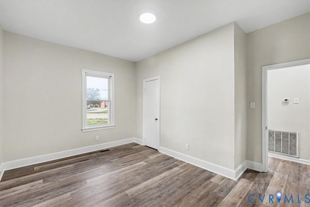 601 N 5th Ave, Hopewell, VA 23860