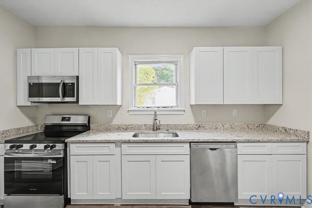 601 N 5th Ave, Hopewell, VA 23860