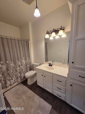 305 Halcott Drive Apt 112, Lafayette, LA 70503