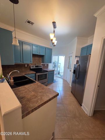 305 Halcott Drive Apt 112, Lafayette, LA 70503