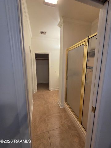 305 Halcott Drive Apt 112, Lafayette, LA 70503