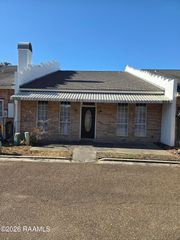 305 Halcott Drive Apt 112, Lafayette, LA 70503