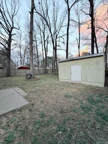 1512 Noah Court, Jacksonville, AR 72076