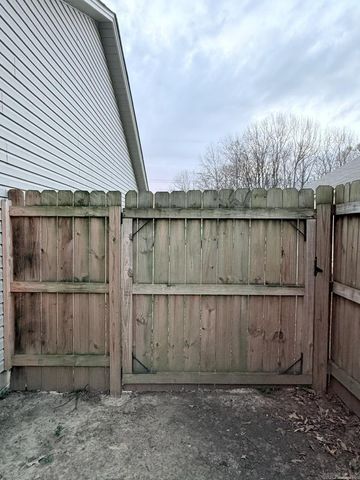 1512 Noah Court, Jacksonville, AR 72076