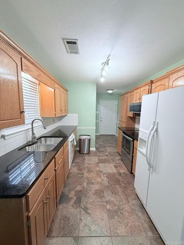 1512 Noah Court, Jacksonville, AR 72076