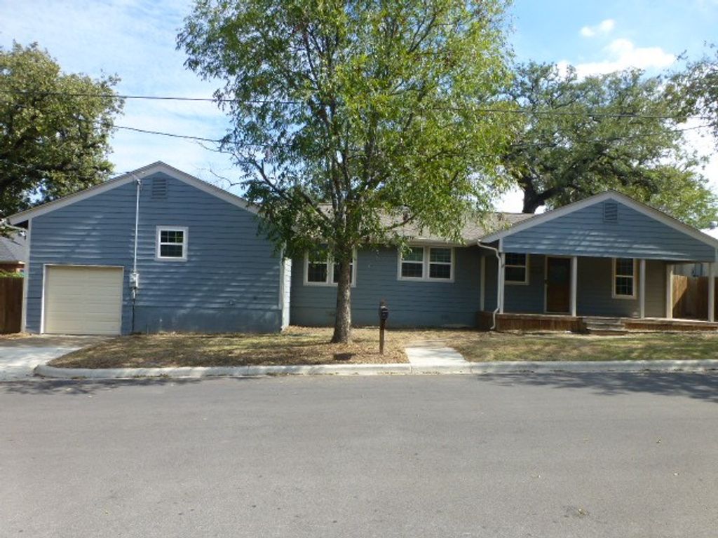 314 N Dubellette Street, Weatherford, TX 76086