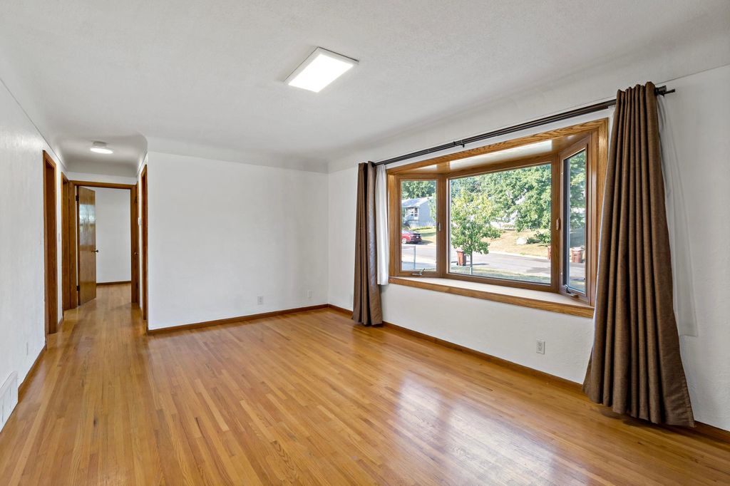 407 12th Avenue S, South Saint Paul, MN 55075 — photo 5