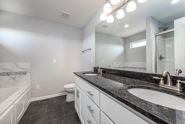 1675 N 156th Street, Basehor, KS 66007