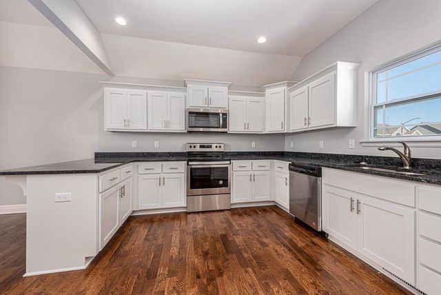 1675 N 156th Street, Basehor, KS 66007