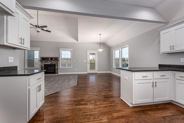 1675 N 156th Street, Basehor, KS 66007