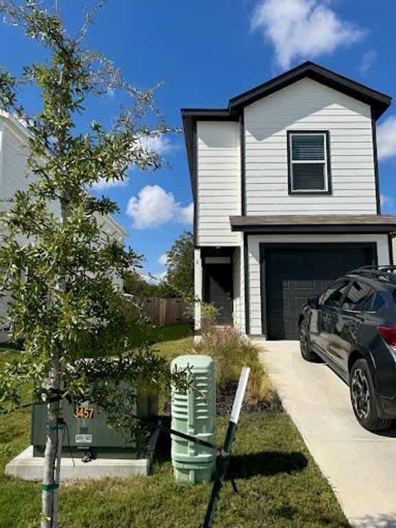 6 Trinity CIR, Lockhart, TX 78644