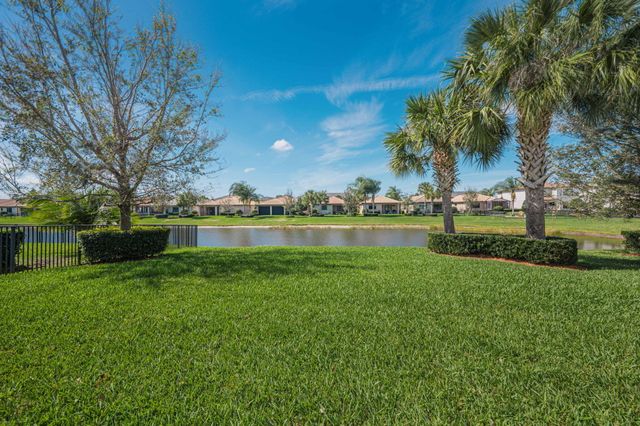 283 SE Courances Drive, Port St. Lucie, Port St Lucie, FL 34984