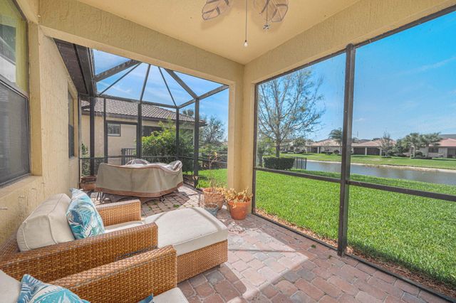 283 SE Courances Drive, Port St. Lucie, Port St Lucie, FL 34984