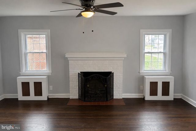 203 COMMONWEALTH AVE, Claymont, DE 19703