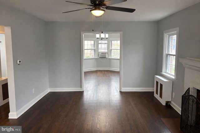 203 COMMONWEALTH AVE, Claymont, DE 19703