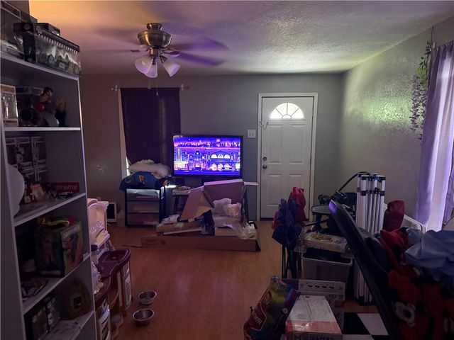 329 Garfield Dr, Corpus Christi, TX 78408