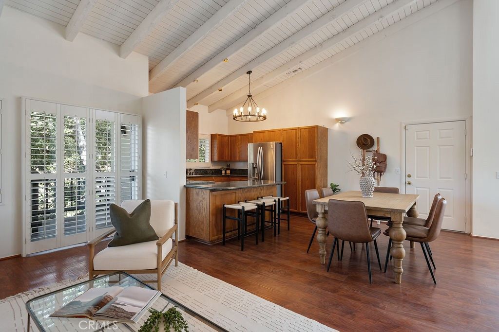 Image 12 of property listing at 235 Spinks Canyon Road, Bradbury, CA 91008