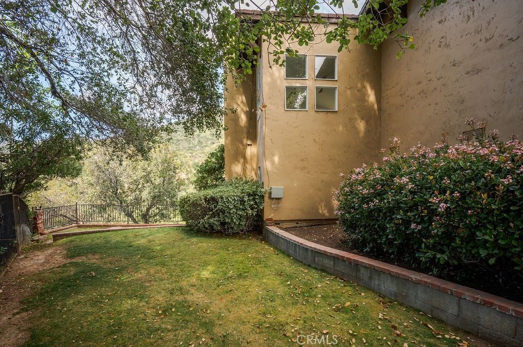 Image 45 of property listing at 235 Spinks Canyon Road, Bradbury, CA 91008