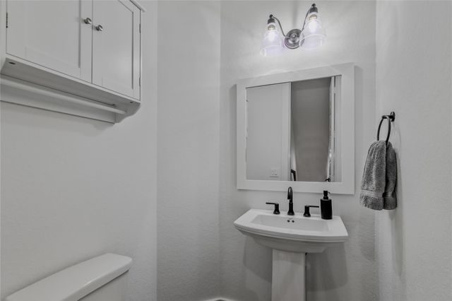 4231 Allen Street, Houston, TX 77007