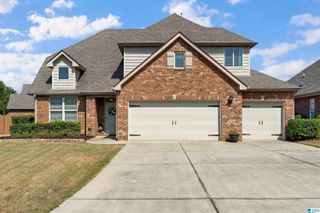 300 CREEKSIDE CIRCLE, Pelham, AL 35124