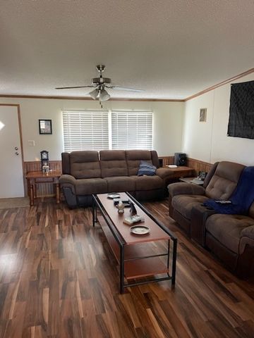 1001 ELIZABETH, Coleman, TX 76834