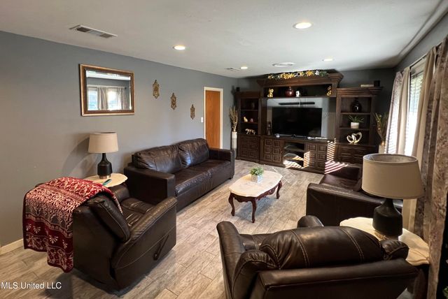 310 Bounds Street, Jackson, MS 39206