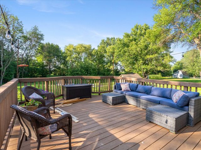 19720 Jackie Lane, Rogers, MN 55374