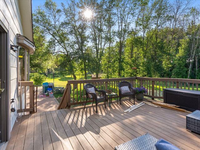 19720 Jackie Lane, Rogers, MN 55374