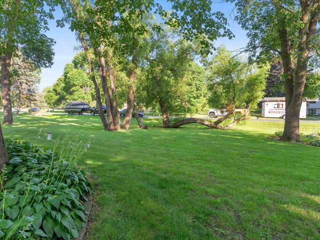 19720 Jackie Lane, Rogers, MN 55374