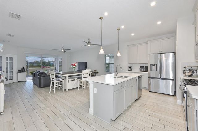 5418 SILVER SUN DRIVE, Apollo Beach, FL 33572