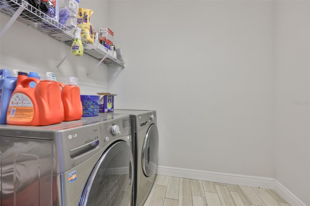 Image 36 of property listing at 5418 SILVER SUN DRIVE, Apollo Beach, FL 33572