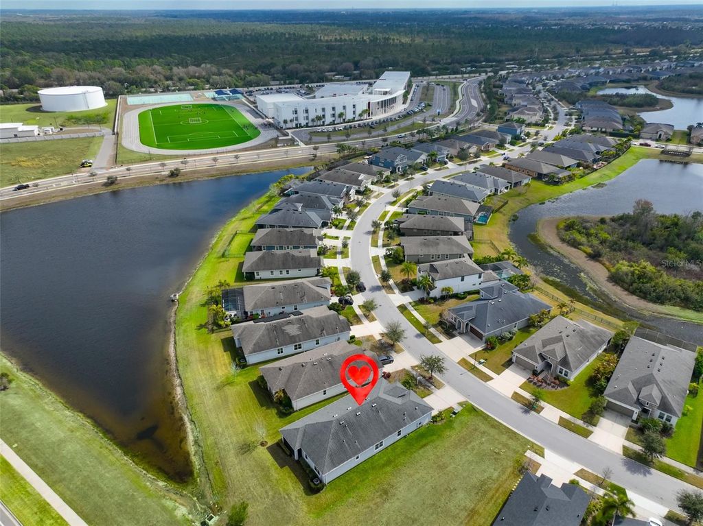 Image 7 of property listing at 5418 SILVER SUN DRIVE, Apollo Beach, FL 33572