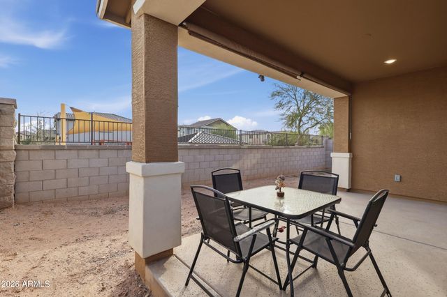16213 W SOFT WIND Drive, Surprise, AZ 85387