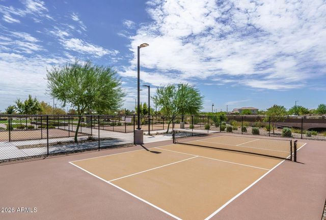 16213 W SOFT WIND Drive, Surprise, AZ 85387