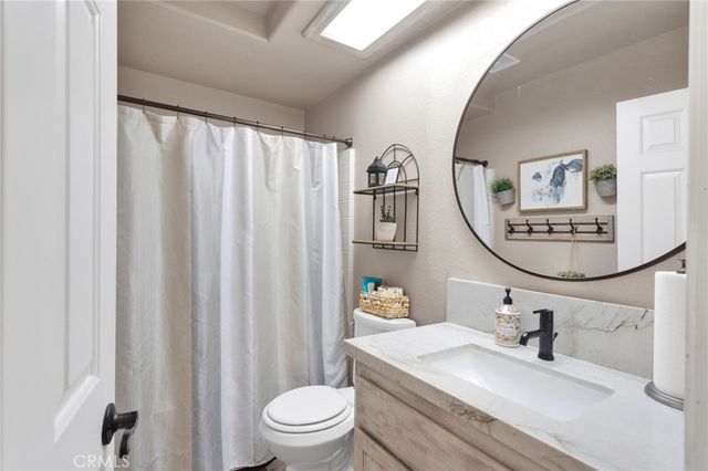 6297 Coleridge, Oak Hills, CA 92344