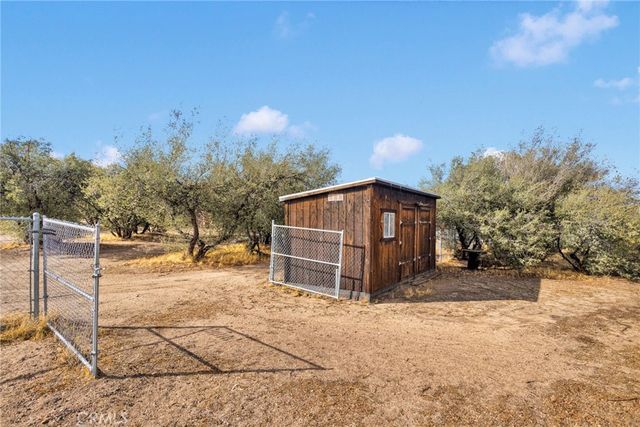 6297 Coleridge, Oak Hills, CA 92344