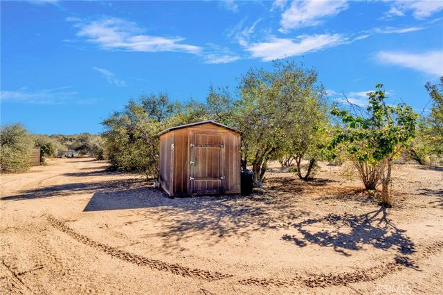 6297 Coleridge, Oak Hills, CA 92344