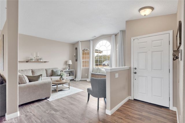 6297 Coleridge, Oak Hills, CA 92344