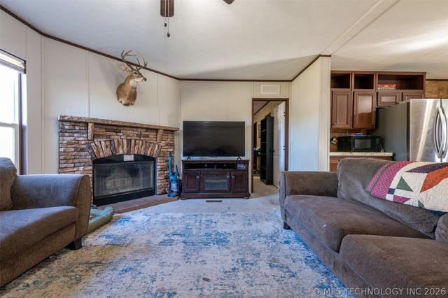 9554 N 234 Road, Beggs, OK 74421