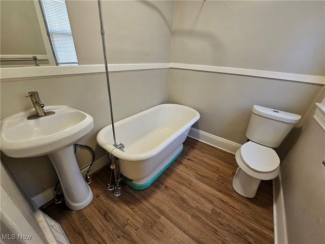 4420 Bush Avenue, Cleveland, OH 44109