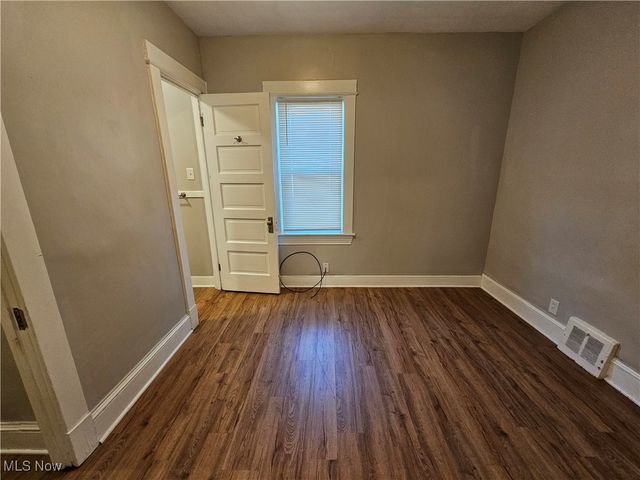 4420 Bush Avenue, Cleveland, OH 44109