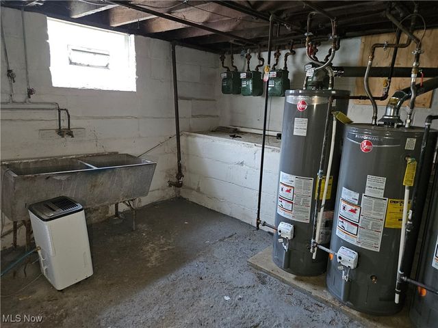 4420 Bush Avenue, Cleveland, OH 44109