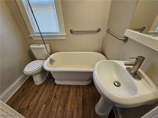 4420 Bush Avenue, Cleveland, OH 44109