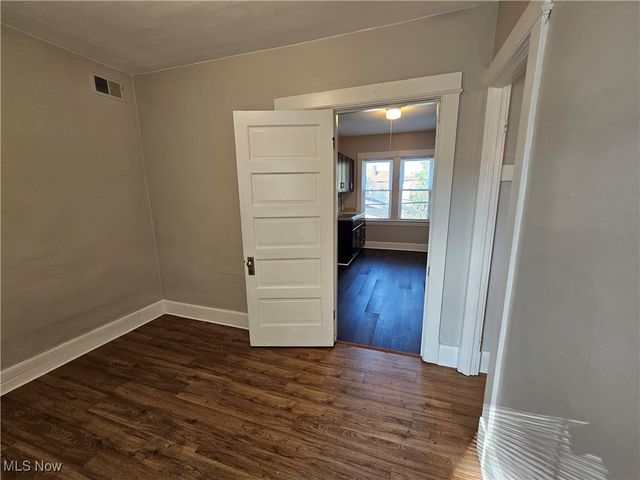 4420 Bush Avenue, Cleveland, OH 44109