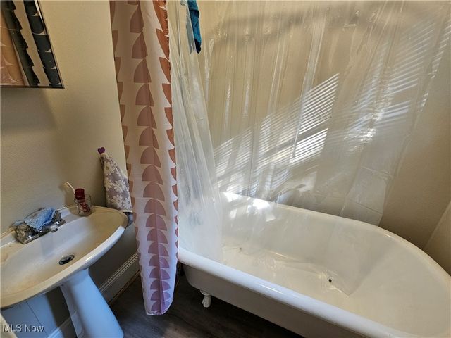 4420 Bush Avenue, Cleveland, OH 44109