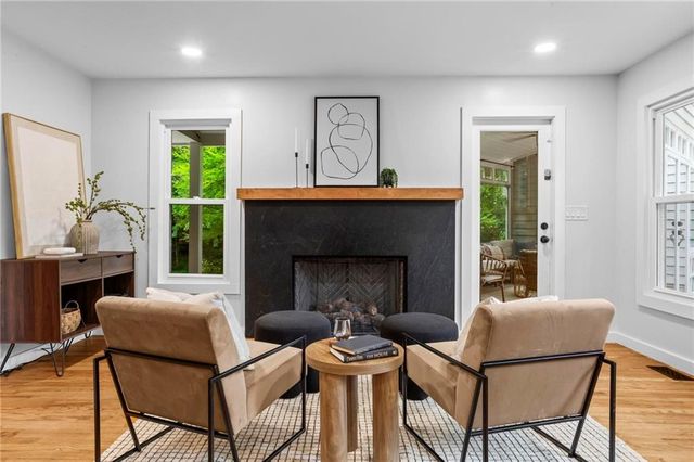 172 Carriage Trace, Marietta, GA 30068