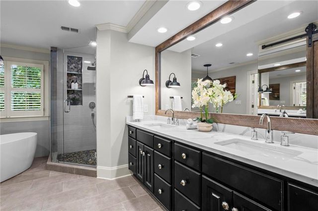 172 Carriage Trace, Marietta, GA 30068
